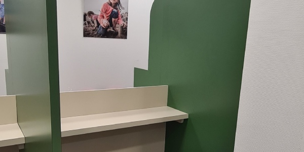 Fabrication et installation de banque d'accueil près de Valenciennes