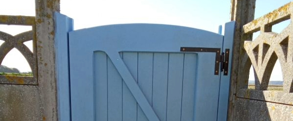 Installation r&eacute;novation de portillons pr&egrave;s de Valenciennes