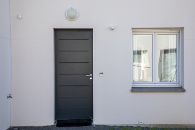 Installation rénovation porte en aluminium près de Valenciennes