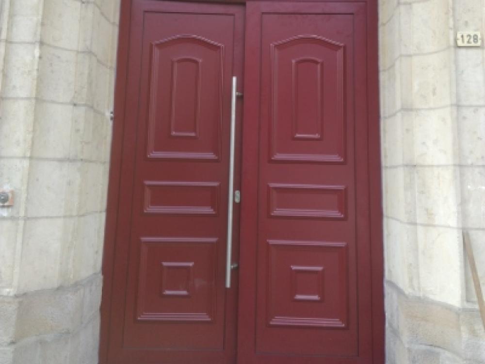 Rénovation de portes d'entrée près de Valenciennes